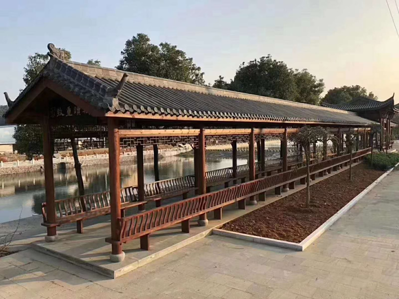 防腐木長廊