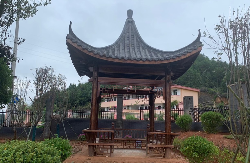 防腐木涼亭/